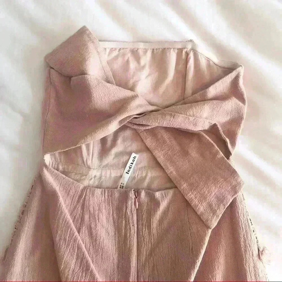 Strapless Lace Dress - Picture 5 of 5